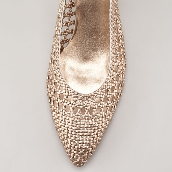 Stuart Weitzman Metallic Kitten Heels 9.5 M - Picture 3 of 7